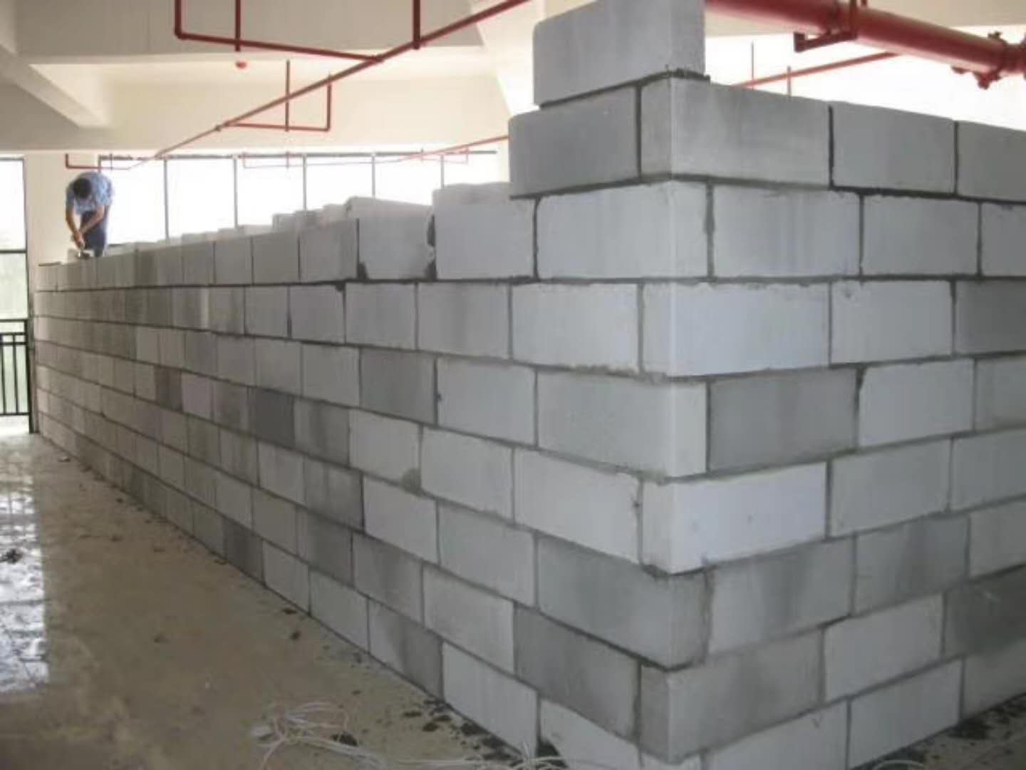 定襄蒸压加气混凝土砌块承重墙静力和抗震性能的研究